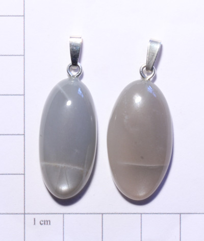 Mondstein-Anhänger, Cabochon