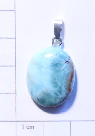 Larimar-Anhänger, Trommelstein