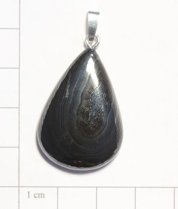 Psilomelan-Anhänger, Cabochon