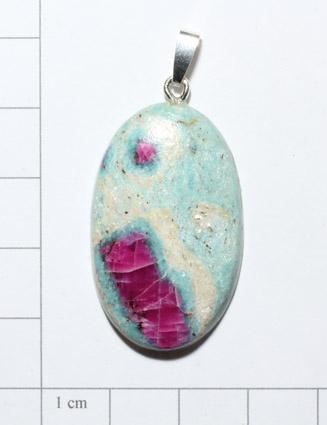 Rubin-Fuchsit-Anhänger, Cabochon 