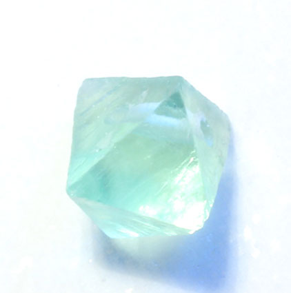 Fluorit-Oktaeder, gebohrt - blau