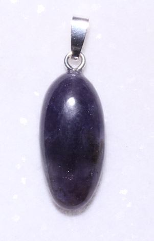 Iolith-Anhänger, Cabochon 