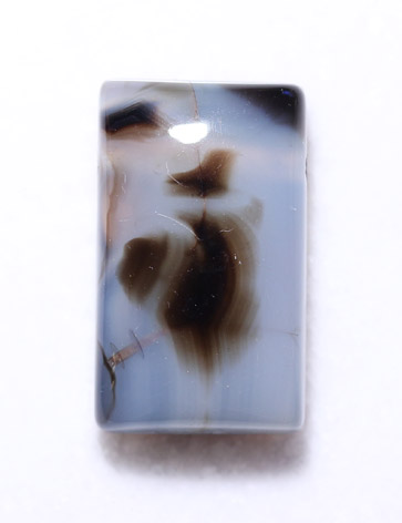 Sardonyx- Cabochon mit Bohrung
