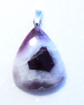 Amethyst-Anhänger, Cabochon