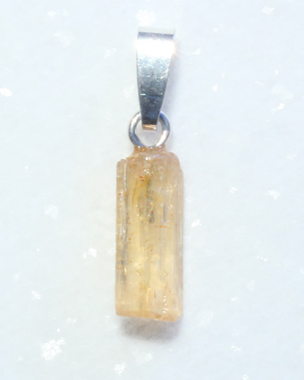 Goldtopas-Anhänger, Kristall mit Silberschlaufe